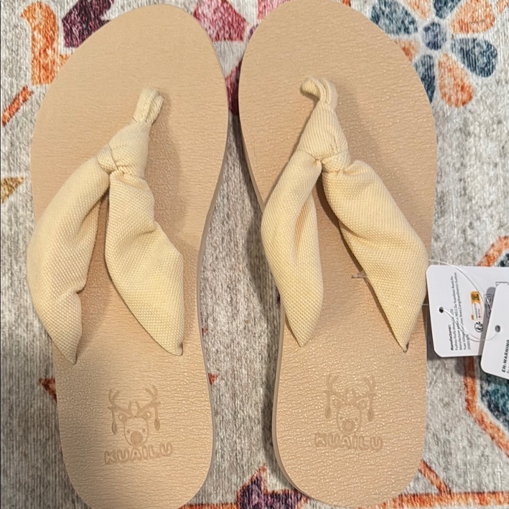 Cream Sandals with Bow Detail